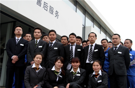 丽江服务团队